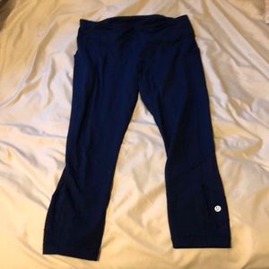 3/4 navy blue pace rival lululemon leggings